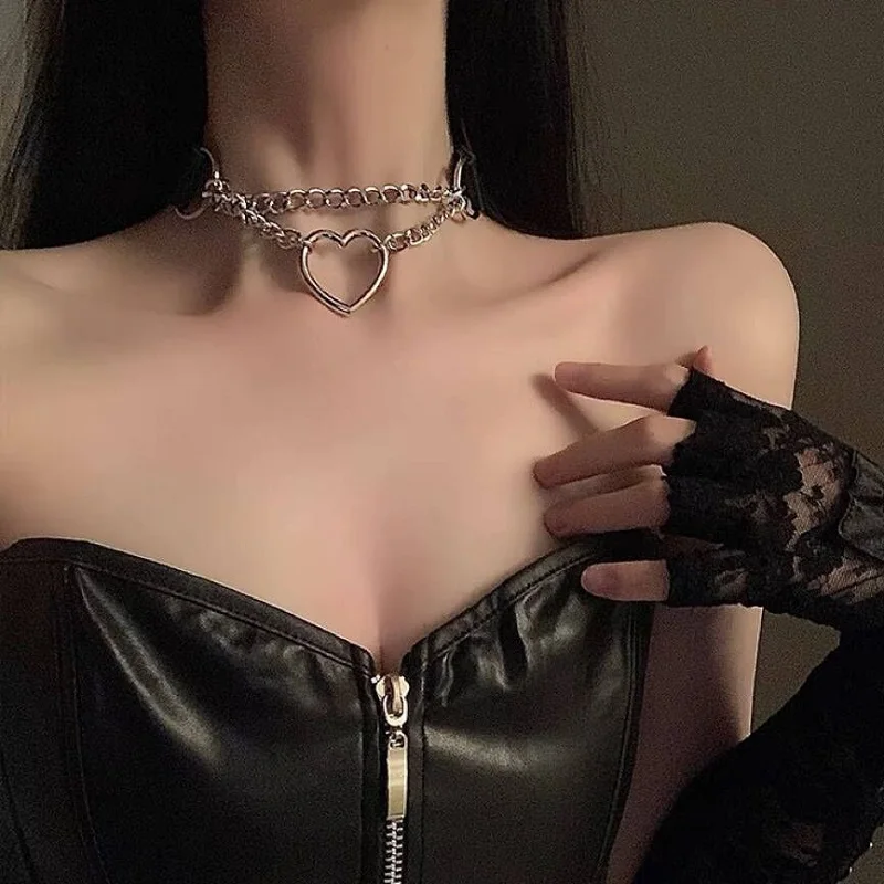 Sexy Necklace Collar Leather Bdsm Cosplay Slave Heart Collars And Leash Set For Women Bondage Gothic Choker Bell Accessories Sexy Necklace Collar Leather Bdsm Cosplay Slave Heart Collars And Leash Set For Women Bondage Gothic Choker Bell Accessories