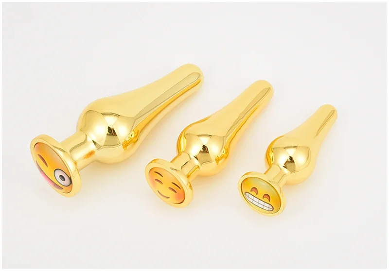 Golden Stainless Steel Anal Plug Crystal Metal Butt Plug Stimulator Anal Sex Toys for Couples Prostate Massager Dildo 3 Size Golden Stainless Steel Anal Plug Crystal Metal Butt Plug Stimulator Anal Sex Toys for Couples Prostate Massager Dildo 3 Size